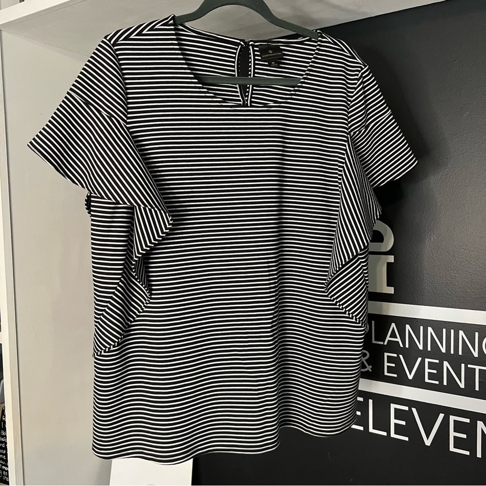 Black & White Striped Worthington top